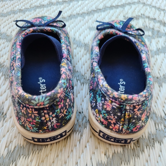 Navy blue floral toddler girl slip-on sneakers by Carter's, size 5 - Picture 6 of 7